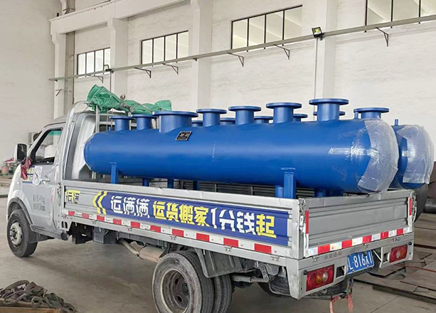 江苏扬州发货分集水器2台